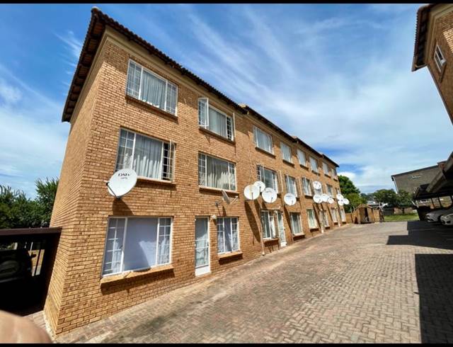 2 BEDROOM APARTMENT FOR SALE IN KENMARE